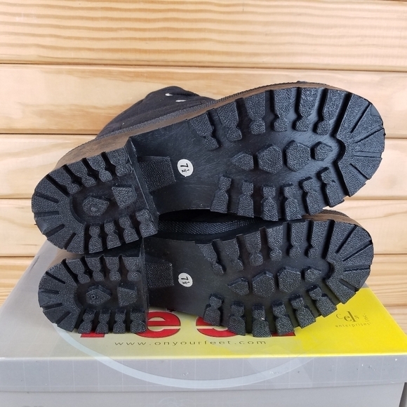 Black Canvas Combat Military Biker Moto Ankle Boots Lace up 7.5M Block Heel NEW - Picture 5 of 10